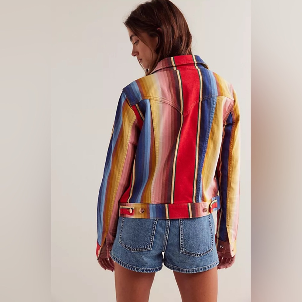 Wrangler x Lainey Wilson Rodeo Trucker Jacket - Picture 4 of 13